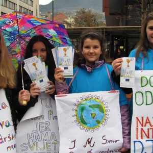 Kampanja za 20 novembar, Međunarodni dan djeteta 2013.g. održana u 10 zajednica